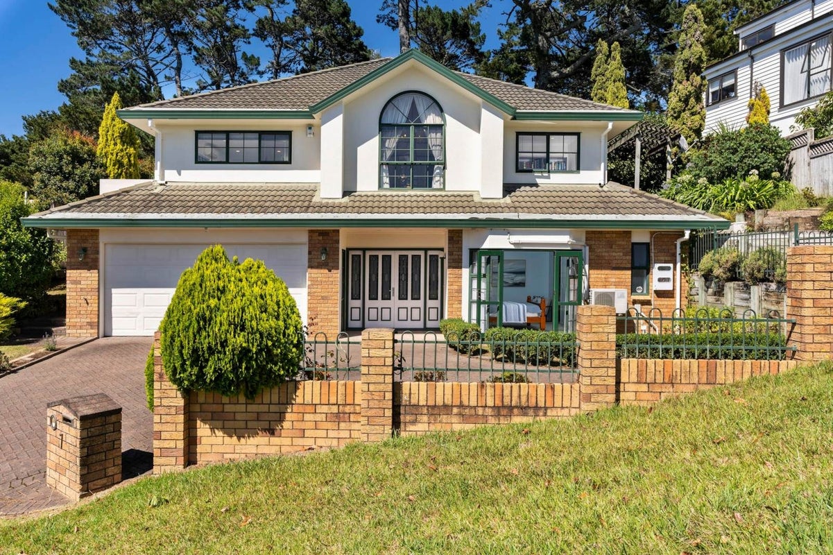 7 Houhere Close, Albany, Auckland - Carousel 1