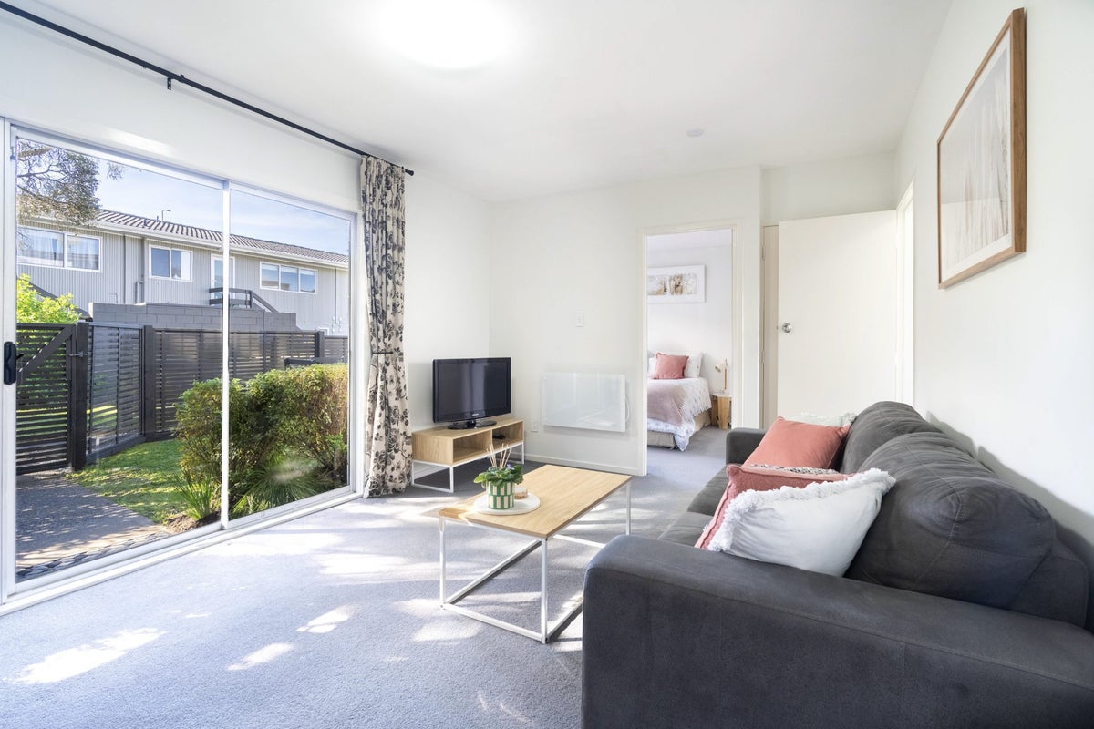 3/19 Houghton Street, Meadowbank, Auckland - Carousel 1