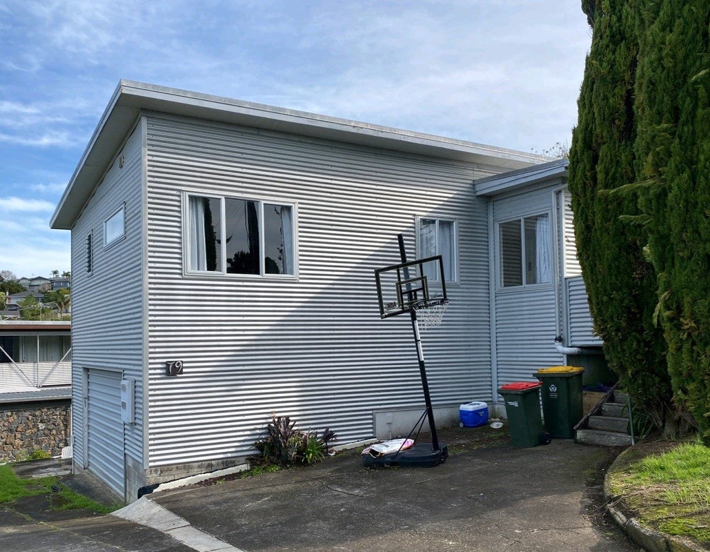 79 Cockle Bay Road, Cockle Bay, Auckland - Carousel 1