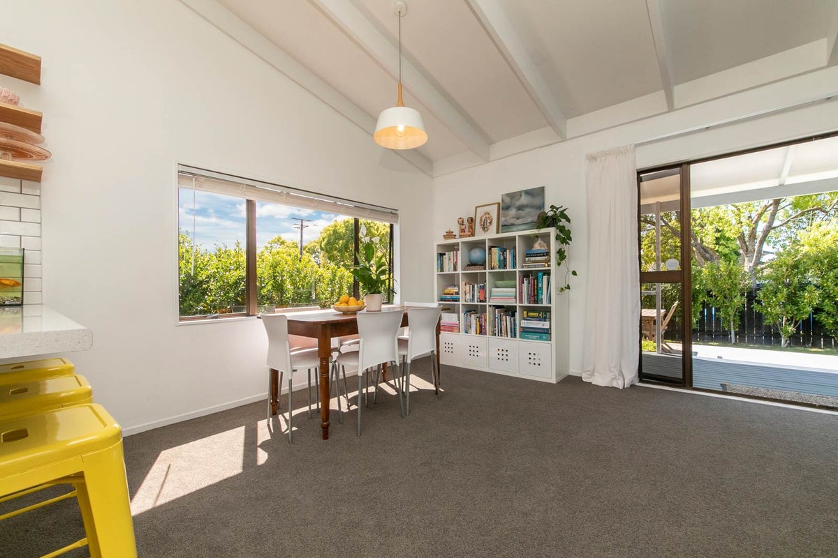 1/16 Koromiko Street, New Lynn, Auckland - Carousel 17