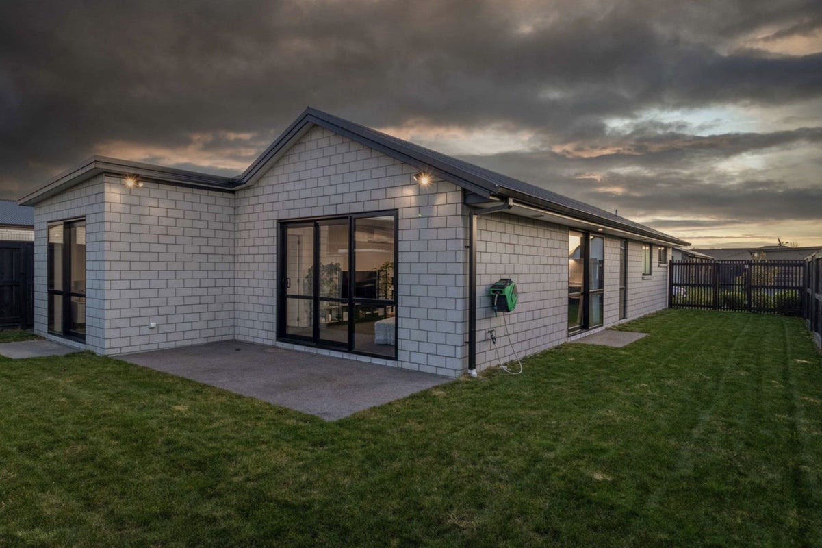 16 Trewern Avenue, Chartwell, Hamilton - Carousel 16