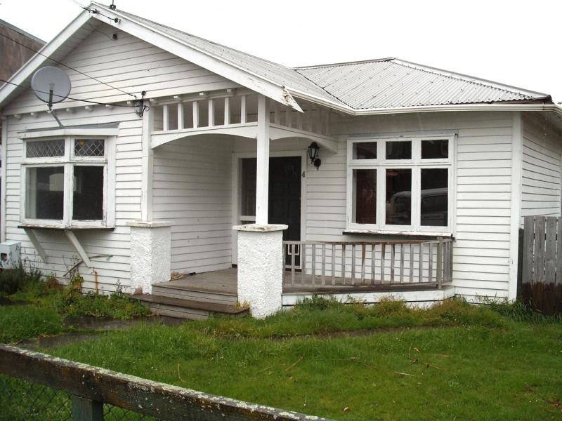 4 Croft Grove, Moera, Lower Hutt - Carousel 1