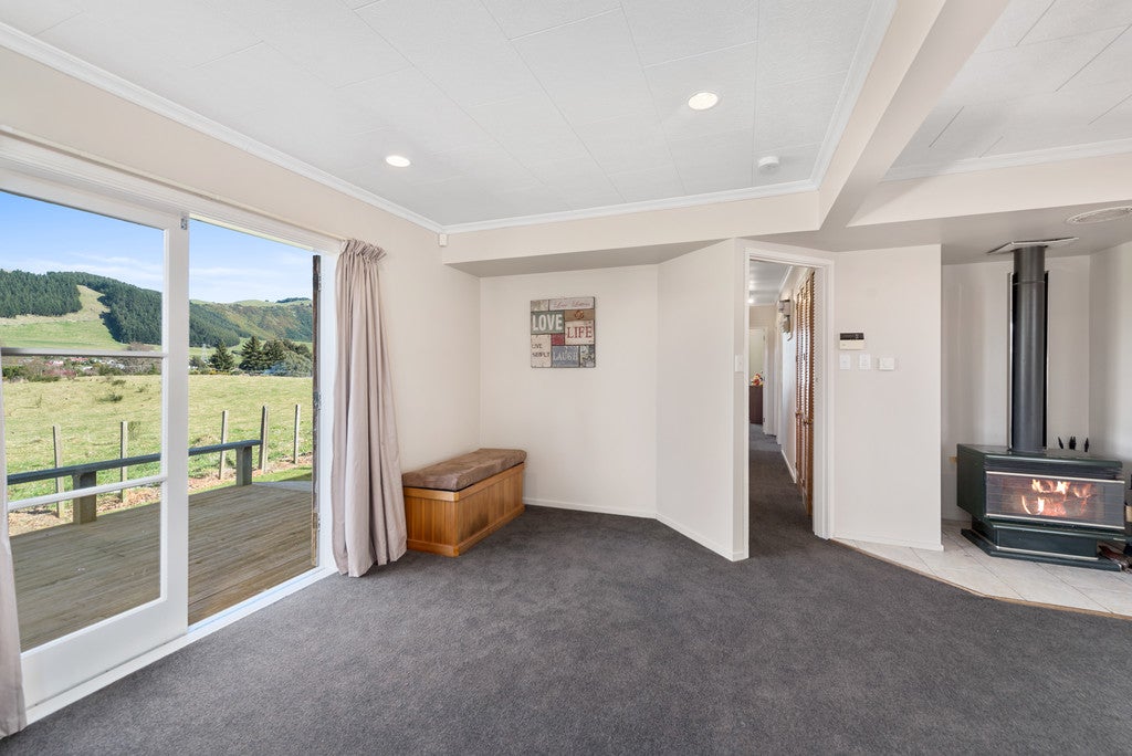 4 School Road, Ngongotaha, Rotorua - Carousel 1