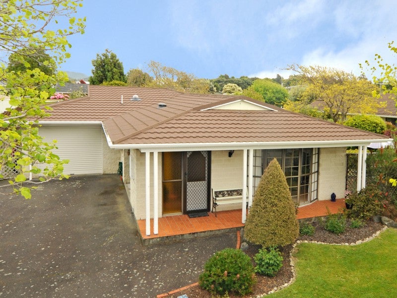 13 Andrew Street, Waikanae - Carousel 1