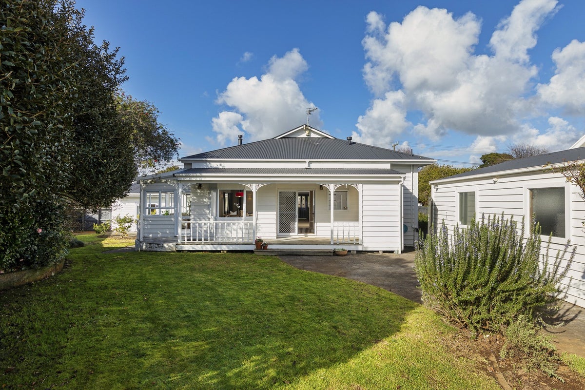 54 Forbes Street, Onehunga, Auckland - Carousel 3