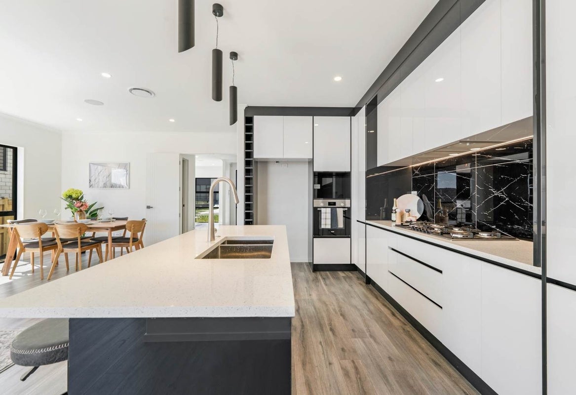 3 Barley Road, Flat Bush, Auckland - Carousel 2