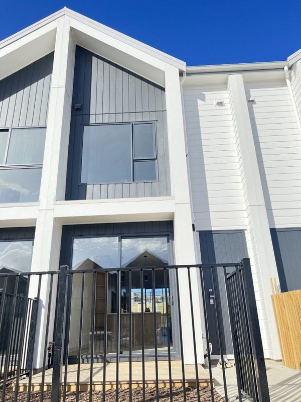 71 Tarapuka Road, Westgate, Auckland - Carousel 11