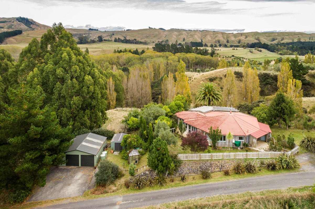 565 Maraetotara Road, Maraetotara, Havelock North - Carousel 1