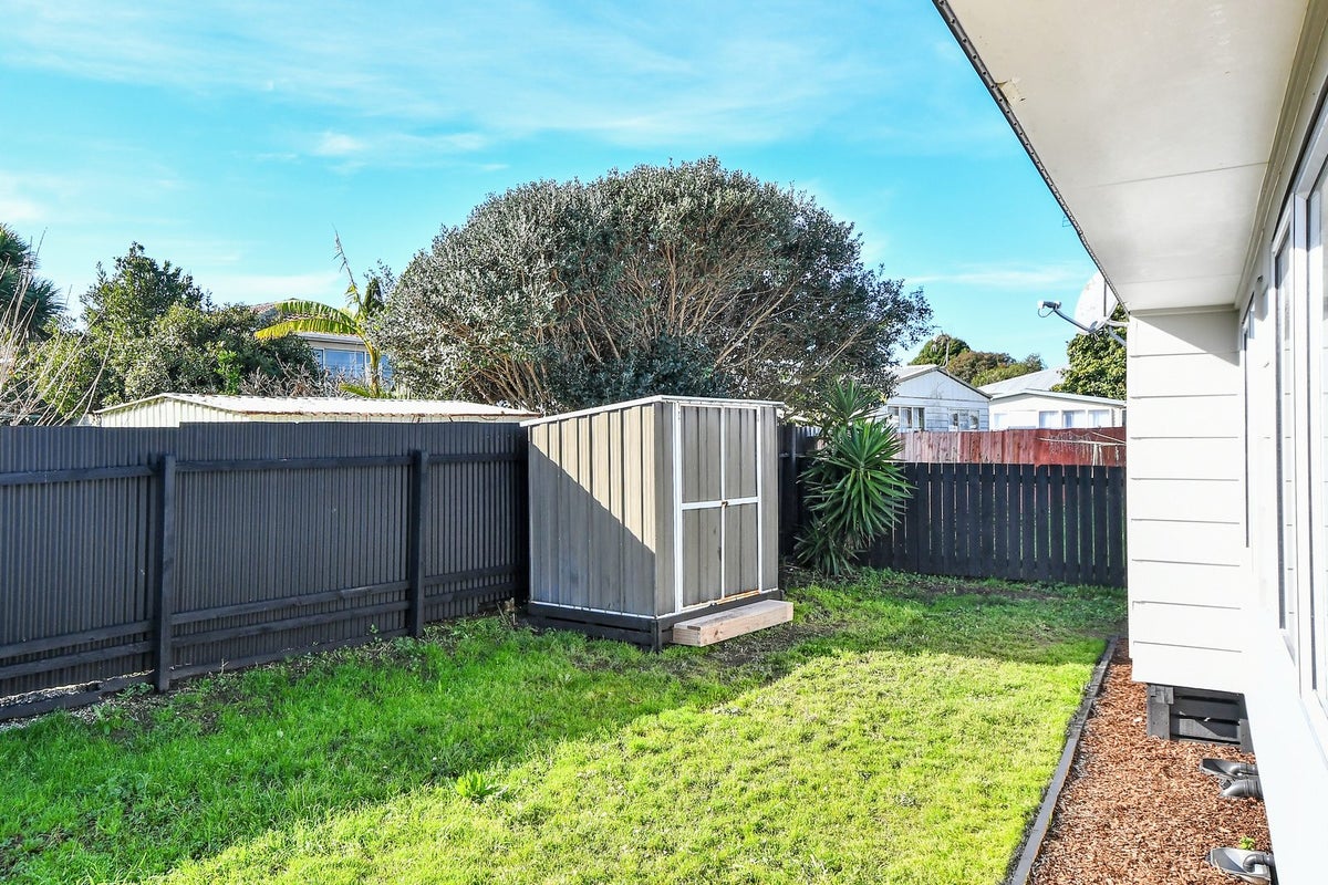 1/5 Navigator Place, Papatoetoe, Auckland - Carousel 16