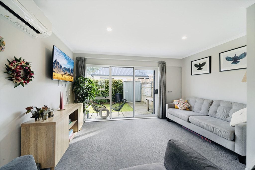 13 Whakawhiti Loop, Avondale, Auckland - Carousel 2
