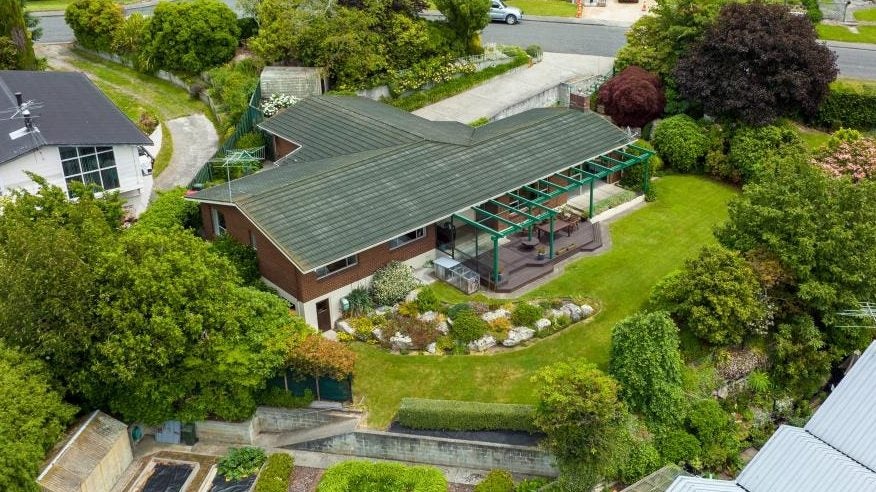 32 Garnet Street, Gore, Gore - Carousel 1