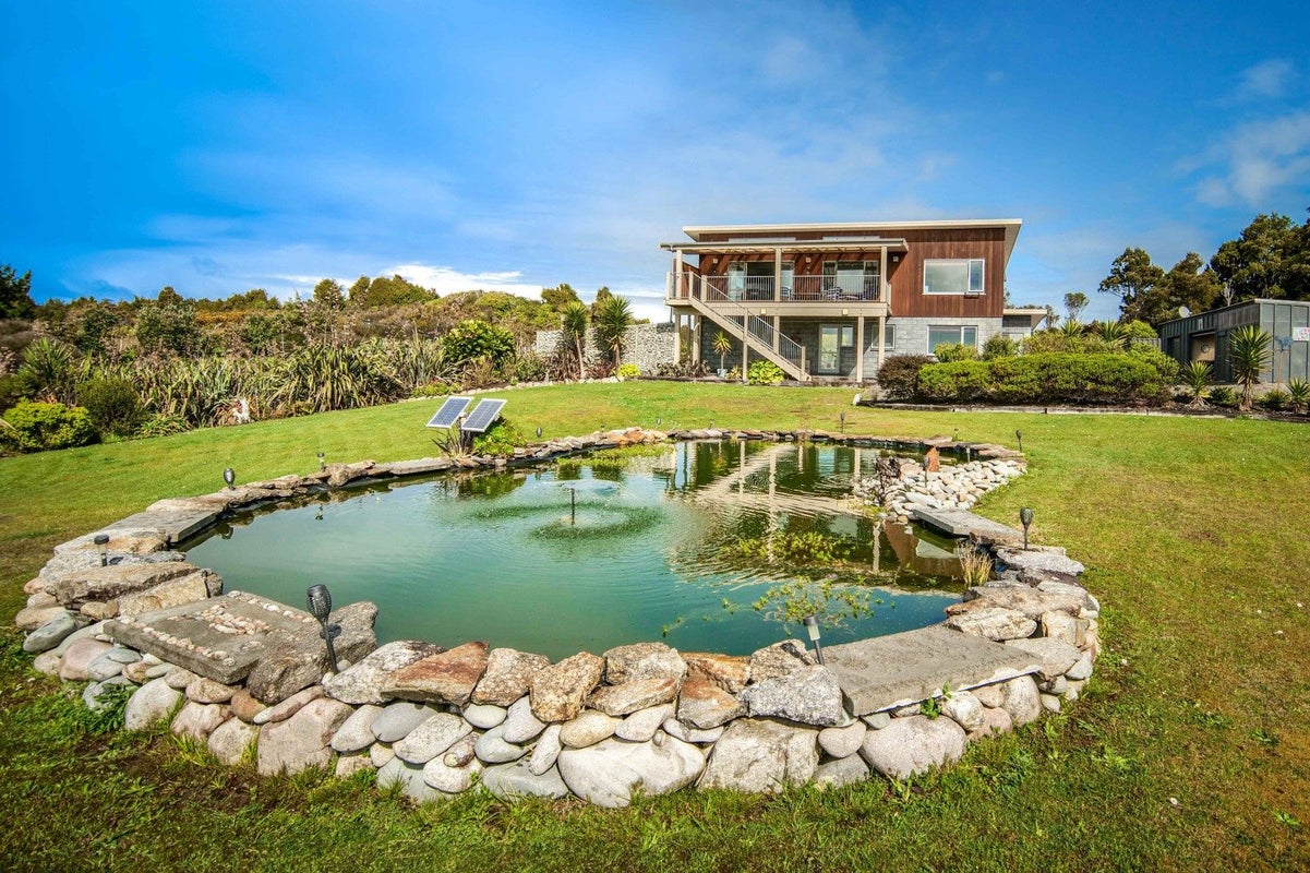 79A Lighthouse Road, Cape Foulwind, Westport - Carousel 1
