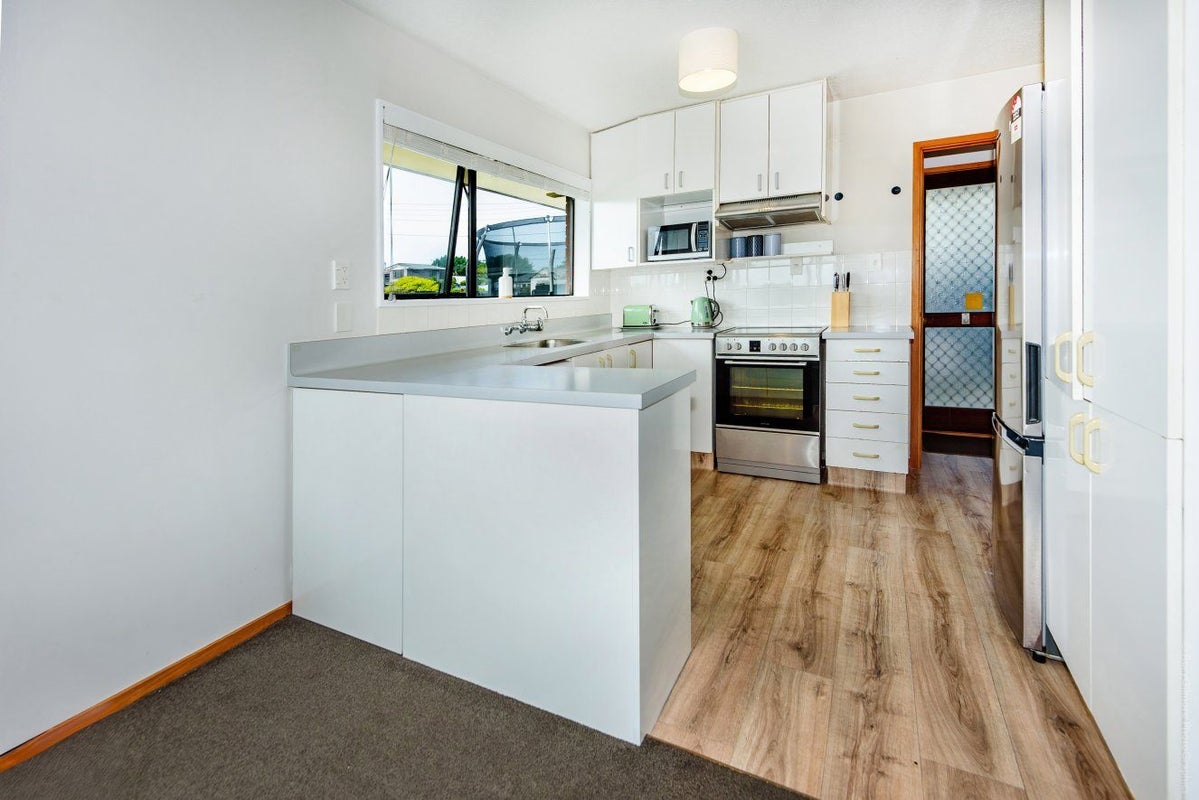 85 Pacific Road, North New Brighton, Christchurch - Carousel 1