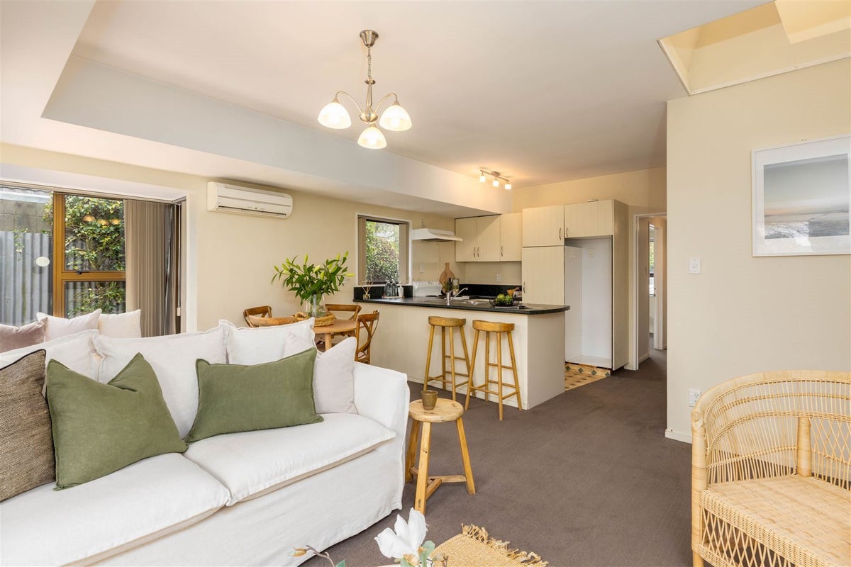 18 Lothian Street, Ilam, Christchurch - Carousel 2