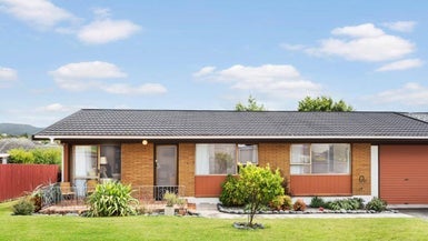 4/9 Evans Road, Glen Eden, Auckland - Carousel 1