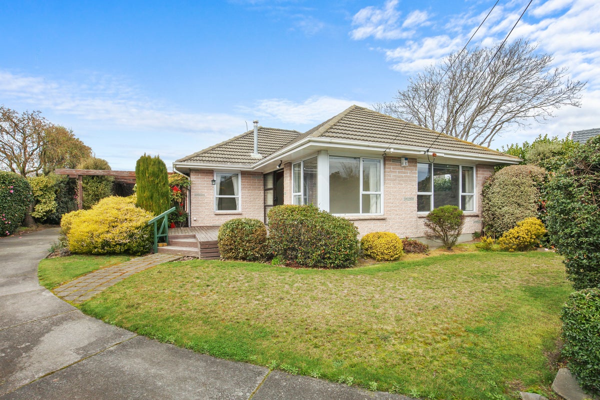 6 Kingston Place, Bishopdale, Christchurch - Carousel 1