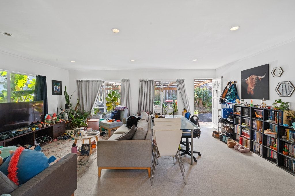 131C View Road, Sunnyvale, Auckland - Carousel 2