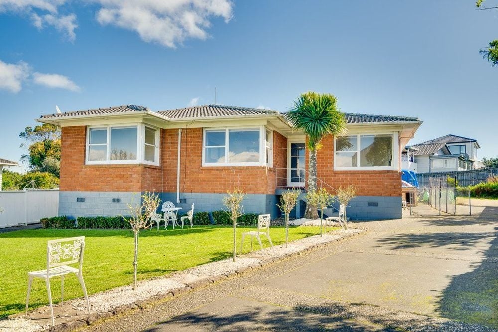 3 Rielly Place, Mount Wellington, Auckland - Carousel 1