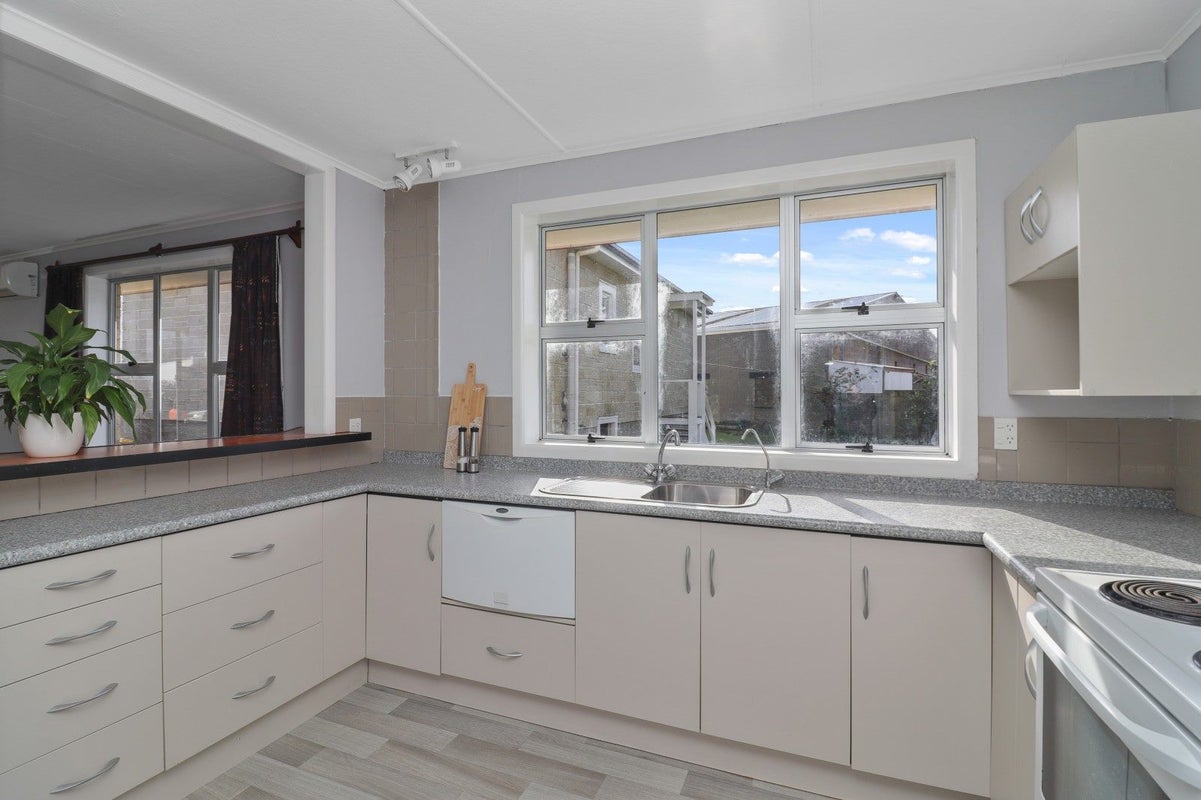283 Walton Road, Walton - Carousel 1