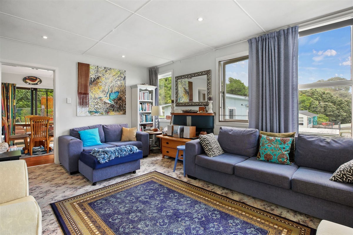 10 Hazlett Road, Te Mata, Thames - Carousel 1