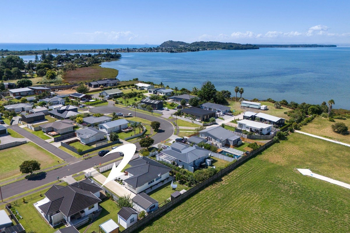 6 Sandleigh Drive, Athenree, Katikati - Carousel 2