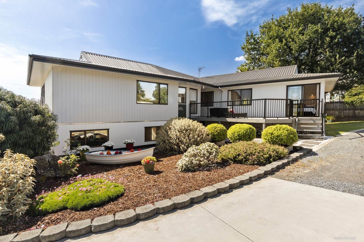 29D Wakelin Road, Beachlands, Auckland - Carousel 2