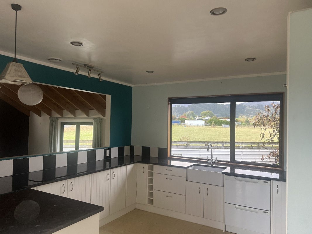 103 Waikawa Beach Road, Manakau, Levin - Carousel 2