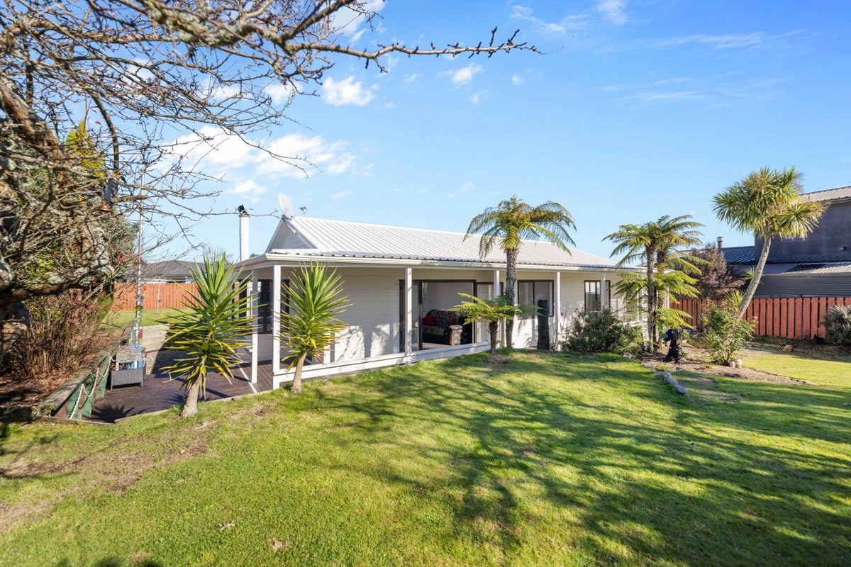 26 Kiddle Drive, Hilltop, Taupo - Carousel 1