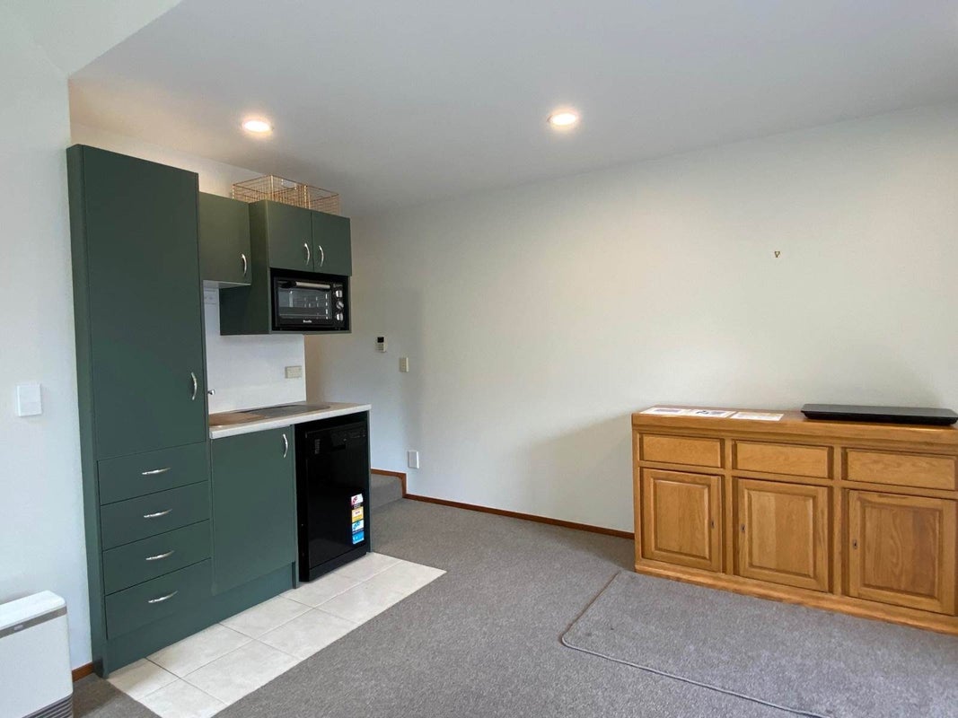 30A Belle Vue Avenue, Northcote Point, Auckland - Carousel 2
