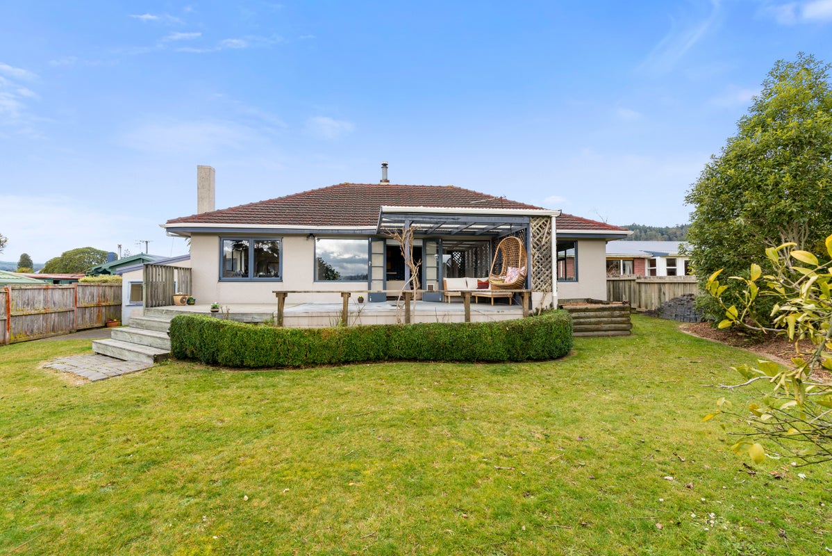 38 Lynmore Avenue, Lynmore, Rotorua - Carousel 1