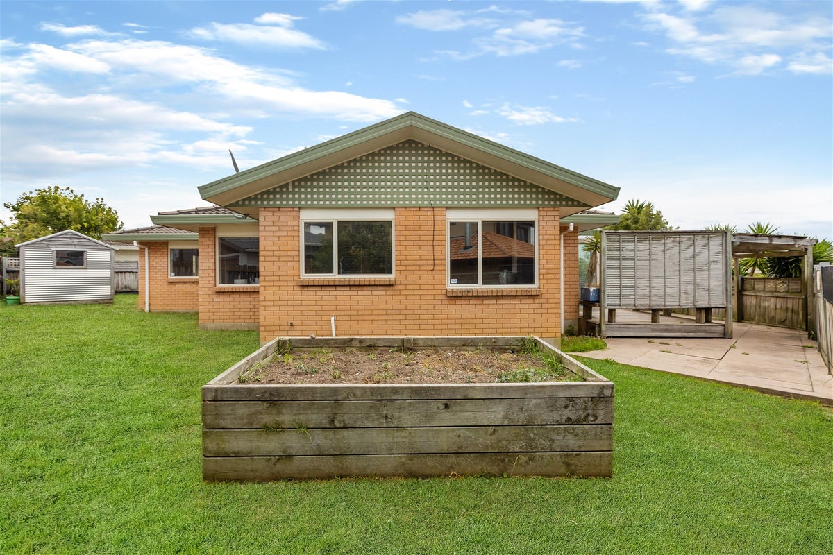2/116 Meadowland Drive, Somerville, Auckland - Carousel 27