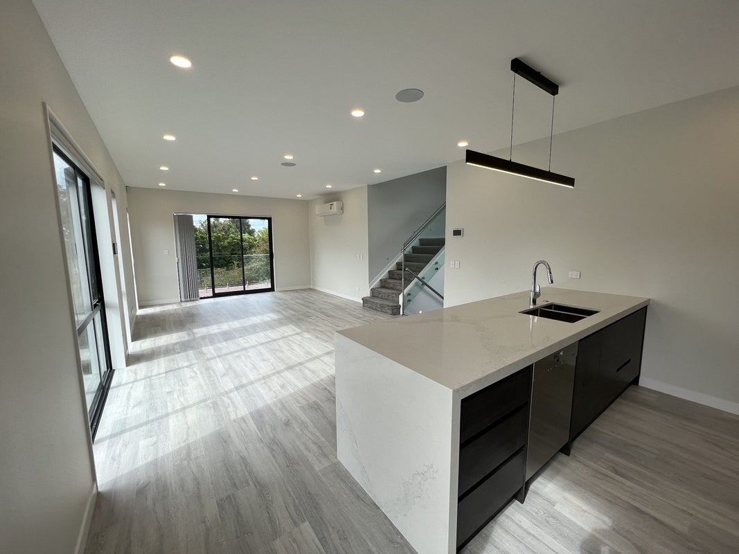 4A Tudor Place, Mairangi Bay, Auckland - Carousel 2