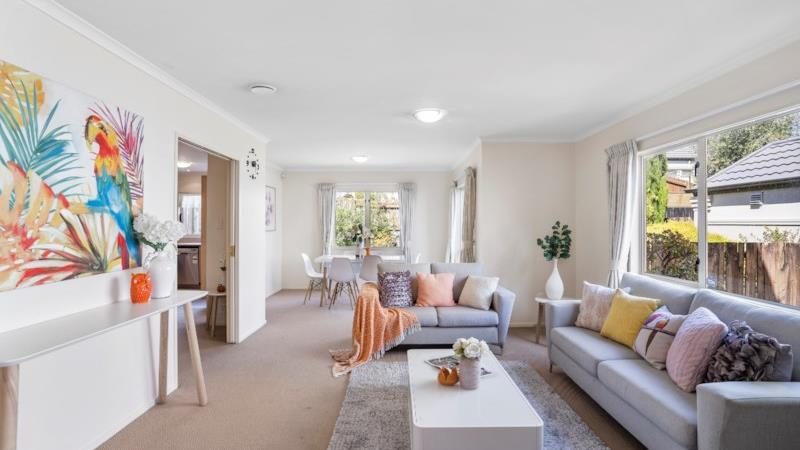 18 Terracotta Drive, Blockhouse Bay, Auckland - Carousel 1