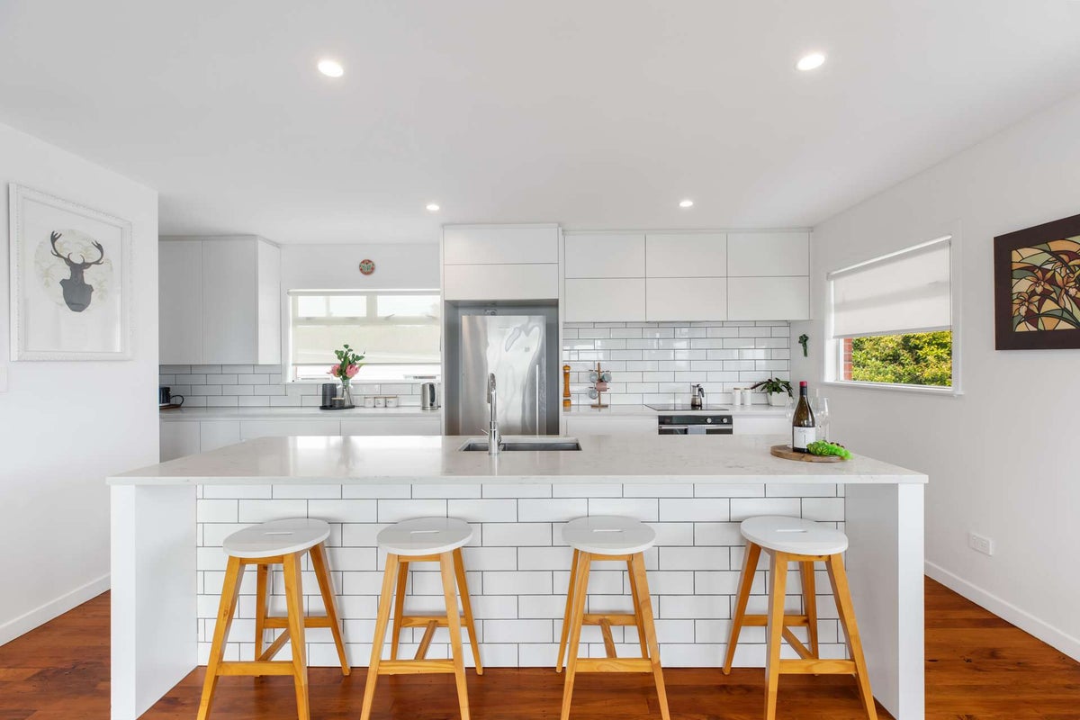 75 Beachlands Road, Beachlands, Auckland - Carousel 1