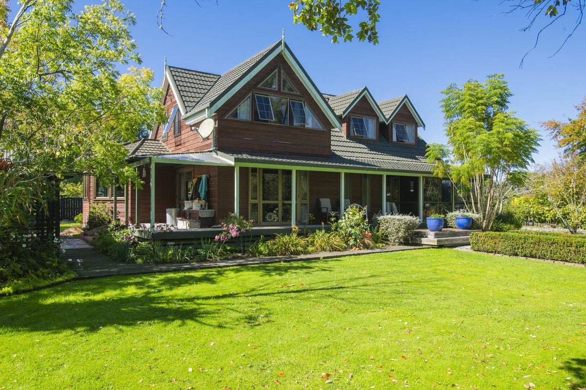 140 Hansen Road, Makauri, Gisborne - Carousel 1
