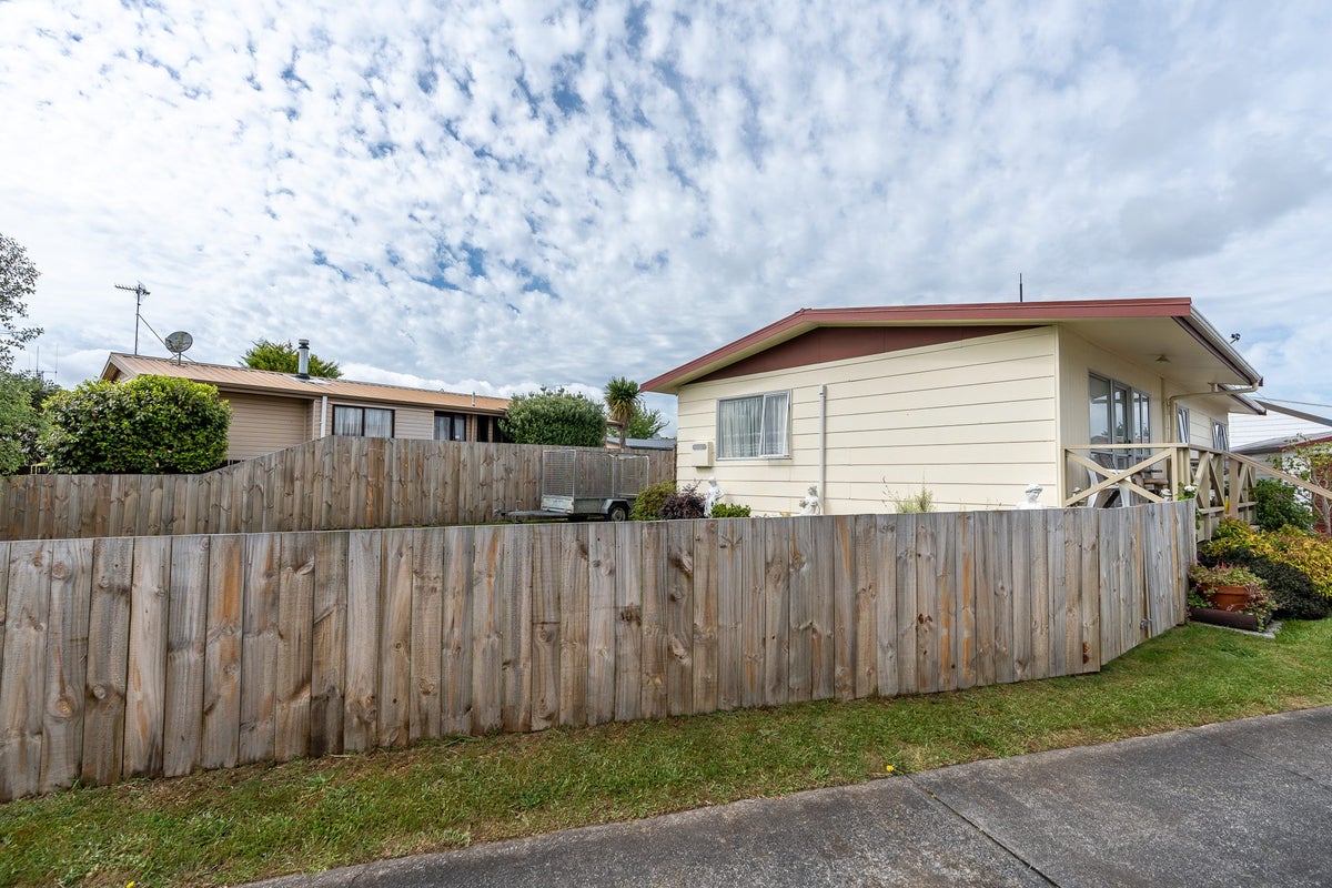 9A Emma Place, Pukete, Hamilton - Carousel 15