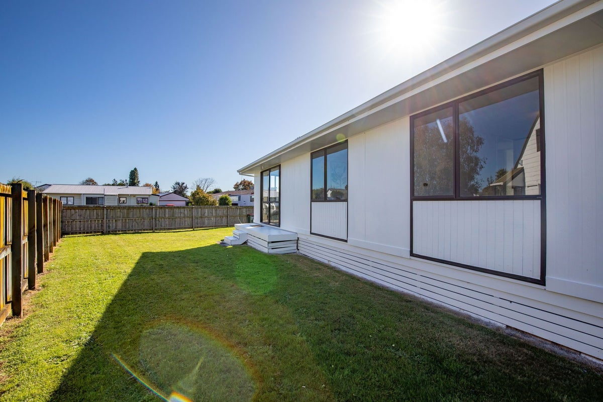 55 Sunnyside Road, Nawton, Hamilton - Carousel 2