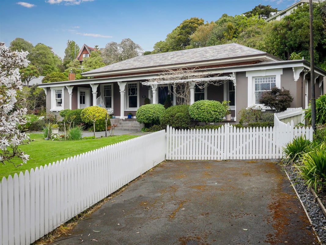 37 Middleton Road, Kew, Dunedin - Carousel 1