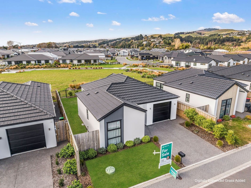 6 Riroriro Lane, Halswell, Christchurch - Carousel 1