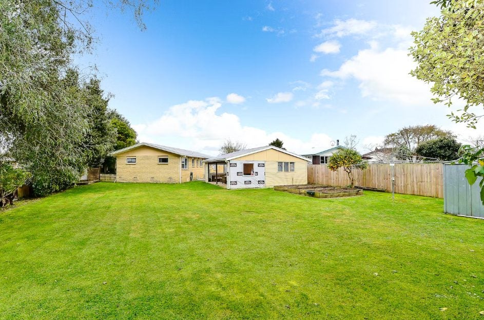 18 Southey Street, Leamington, Cambridge - Carousel 1