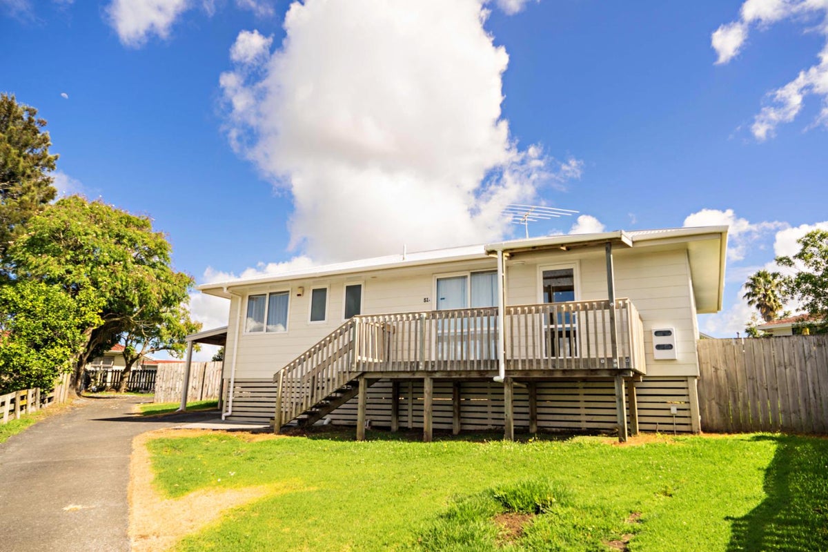 51A Palmers Road, Clendon Park, Auckland - Carousel 1
