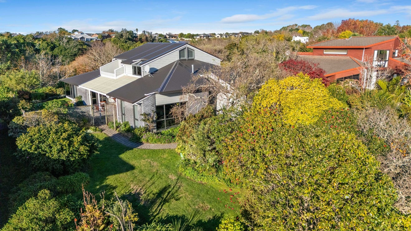 64 Karina Road, Merrilands, New Plymouth - Carousel 1