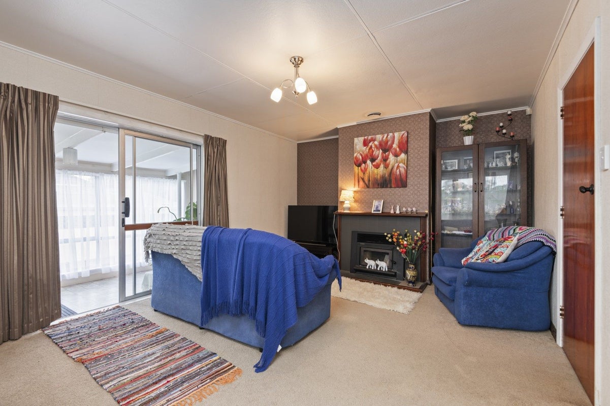 3 Humber Street, Roslyn, Palmerston North - Carousel 2