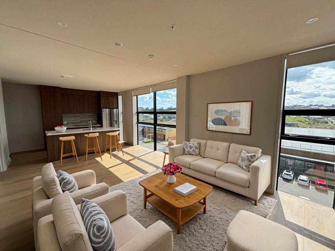 303/82 Te Oneroa Way, Long Bay, Auckland - Carousel 1