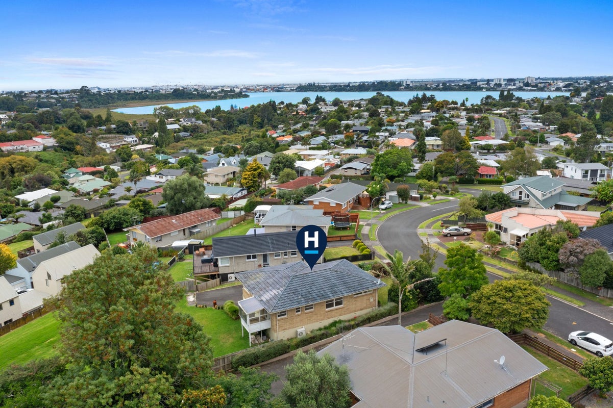 21 Grosmont Terrace, Brookfield, Tauranga - Carousel 23