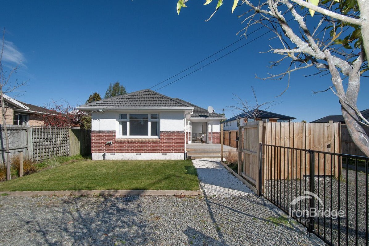1/84 Travis Road, Burwood, Christchurch - Carousel 2