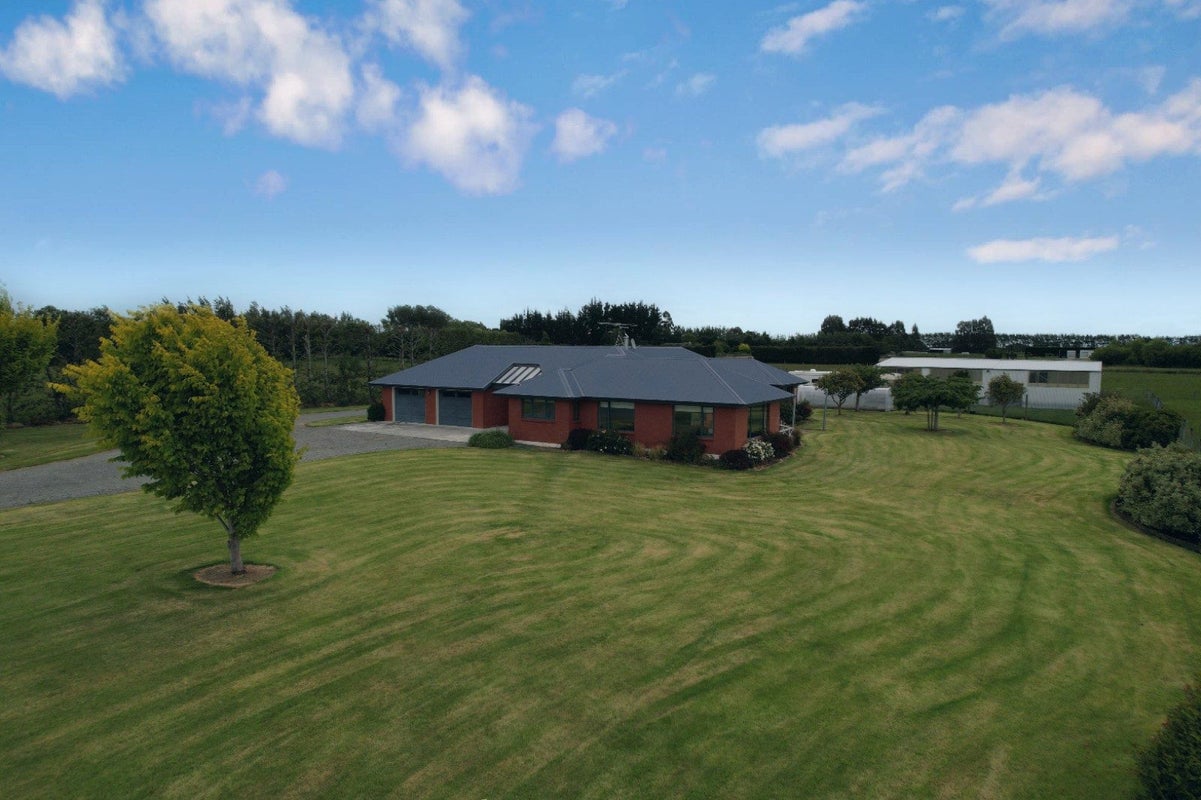 461 Norman Road, Thomsons Crossing, Winton - Carousel 1