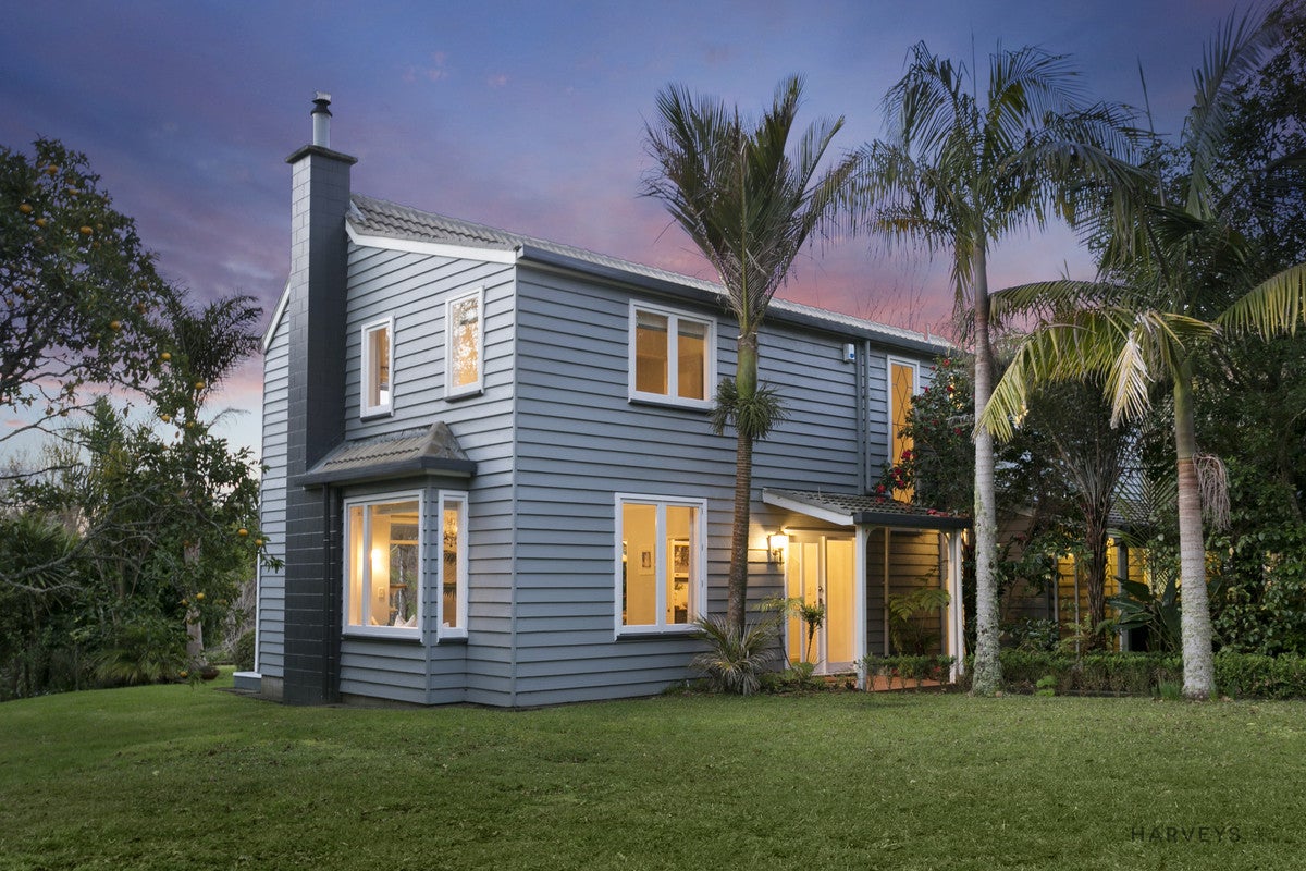 172 Carter Road, Oratia, Auckland - Carousel 2