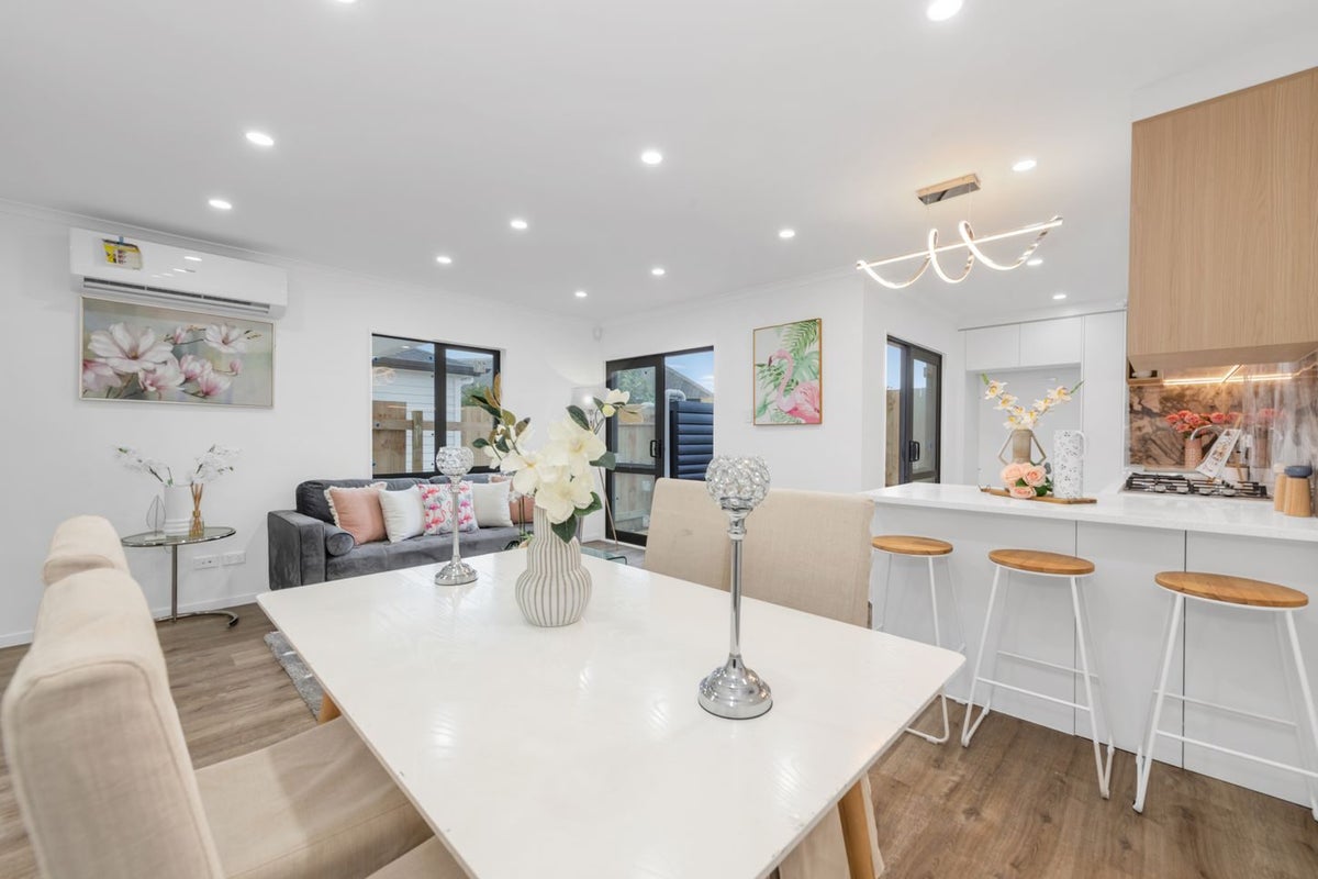 6 Tua Place, Favona, Auckland - Carousel 2