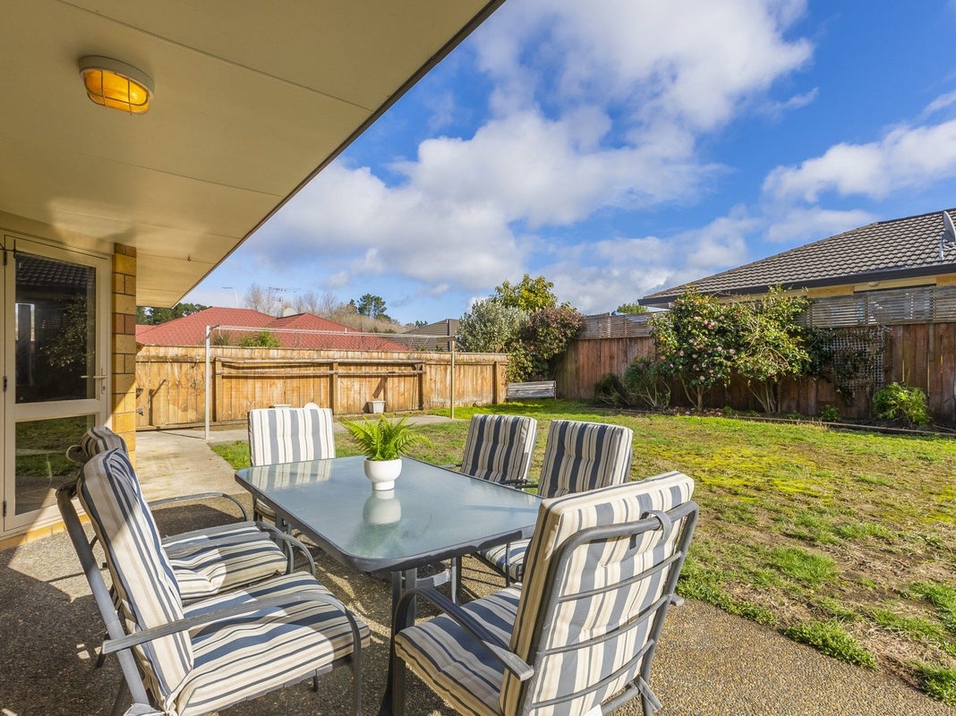 50 Campion Road, Waikanae Beach, Waikanae - Carousel 2